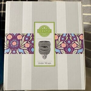 Scentsy Under Wraps Warmer - Gray and Purple